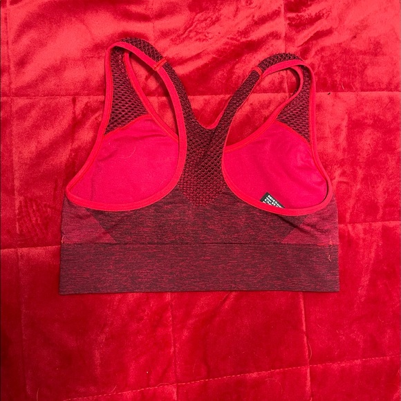 PINK workout set - Picture 4 of 7